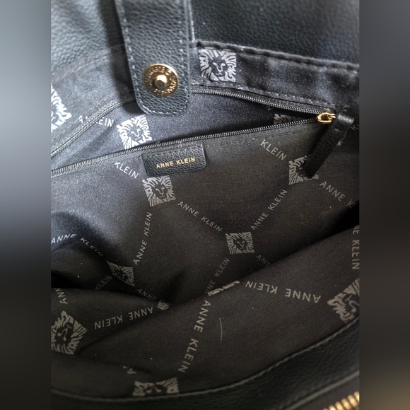 Anne Klein Vintage Black Chainstrap Gold Tote Bag Quilted Classy - Picture 5 of 13